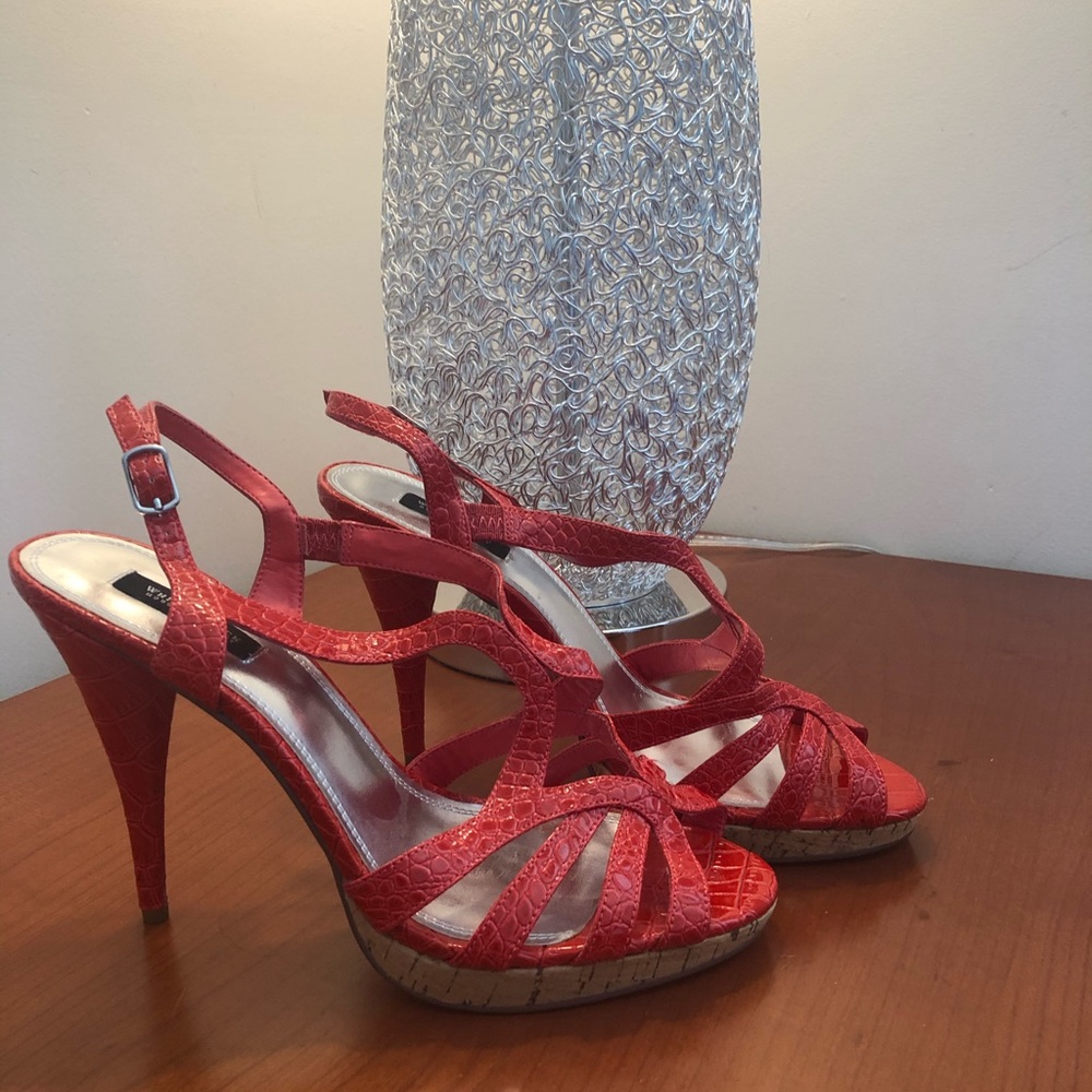 Shoes - Picture 3 of 4